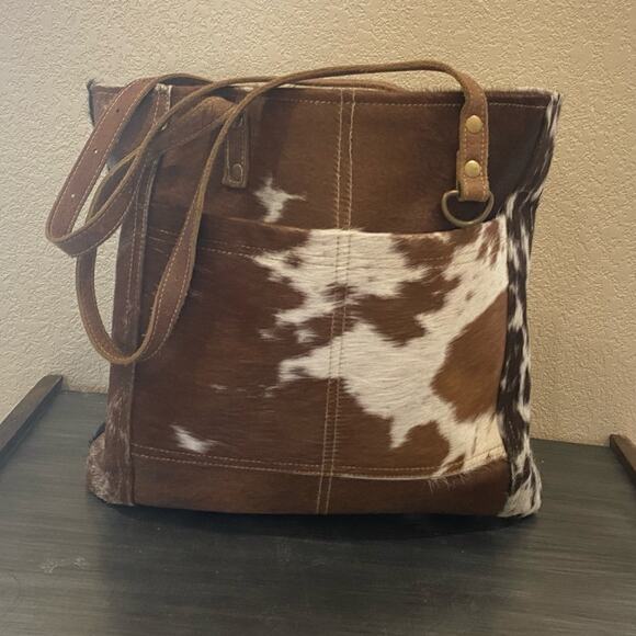 Myra Cow Hide  shoulder bag - Picture 1 of 7